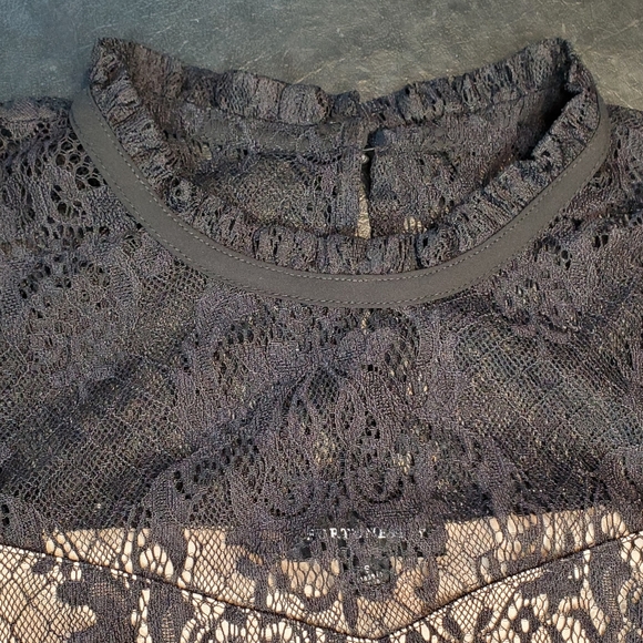 Fortune & Ivy Black Lace Overlay Top - Picture 7 of 10